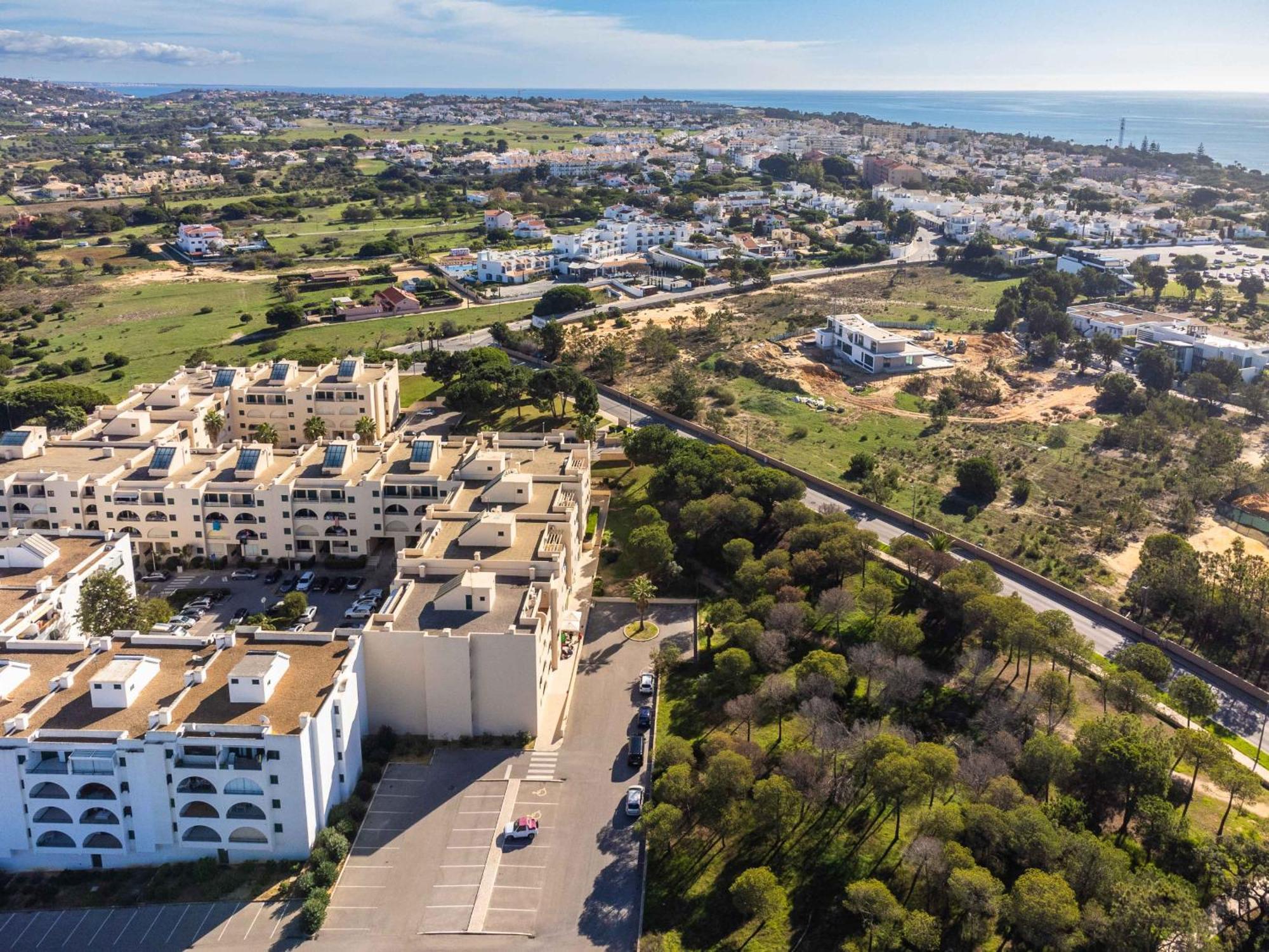 Salgados 1 Bedroom Apartment - 500M From The Beach Guia  Ngoại thất bức ảnh